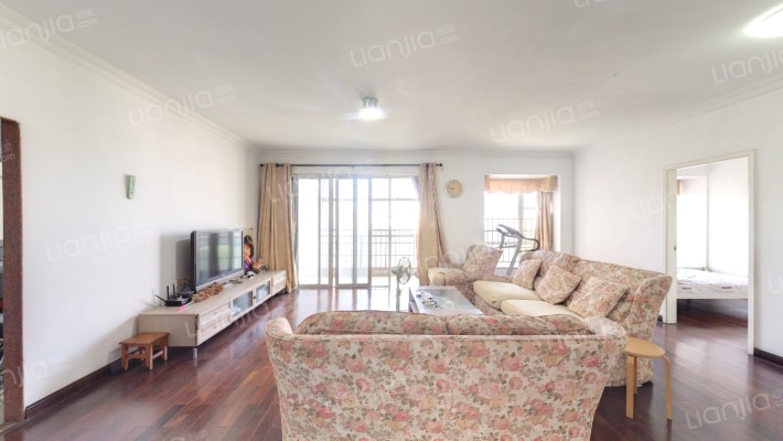 利雅湾二手房实景图