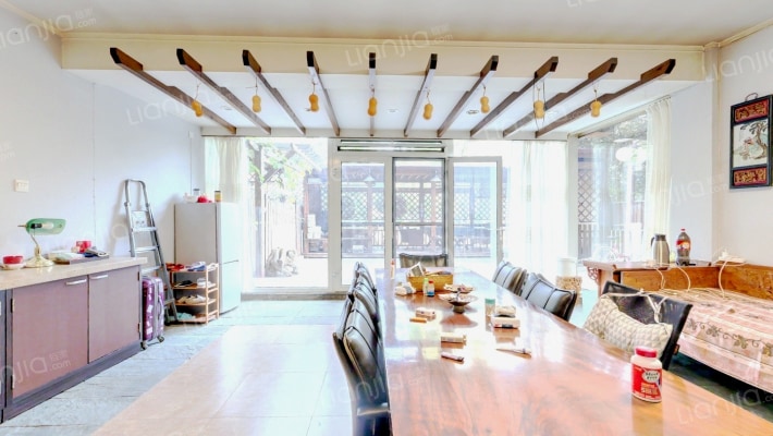 万通龙山新新小镇二手房实景图