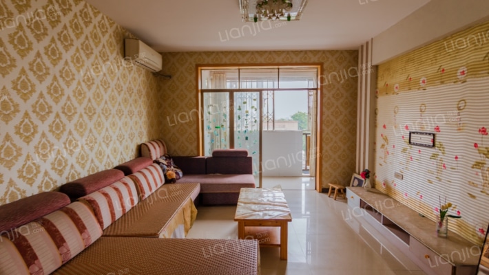 在水一方一期A区二手房实景图