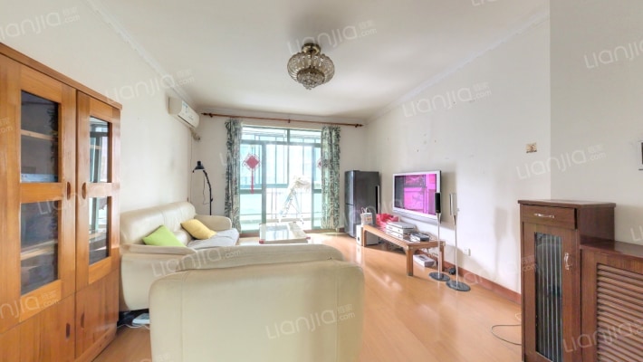 中虹花园翡翠园二手房实景图