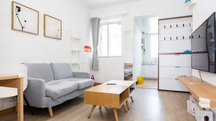 龙柏七村二手房实景图