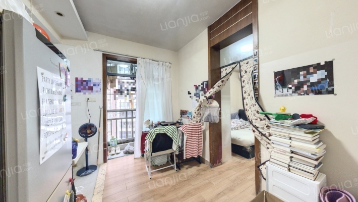 逸轩花园二手房实景图