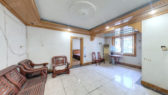 南建公寓二手房实景图