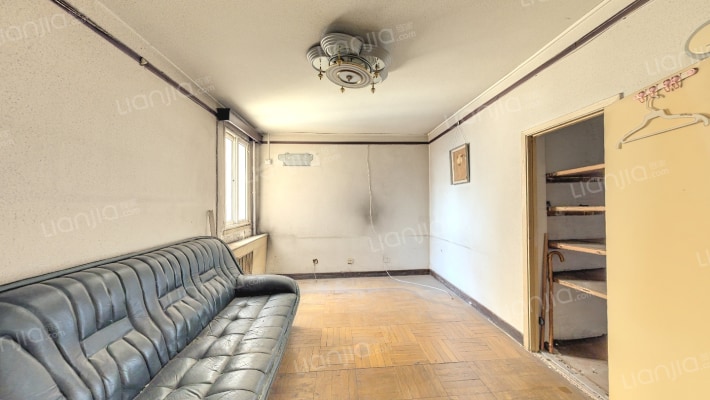 乔建里二手房实景图