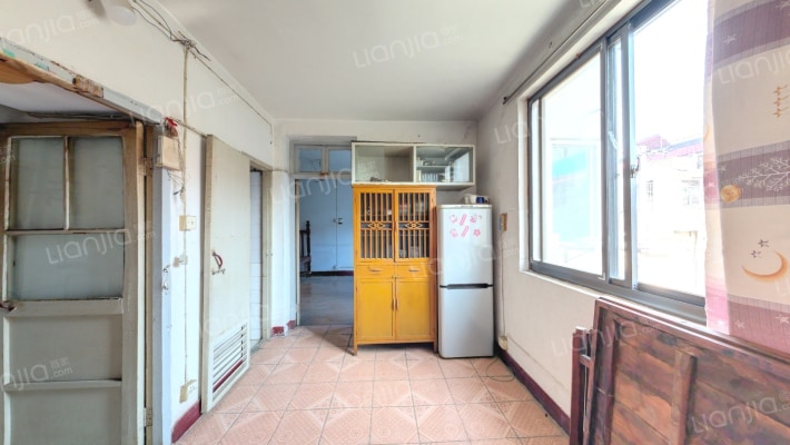 金城新村二手房实景图