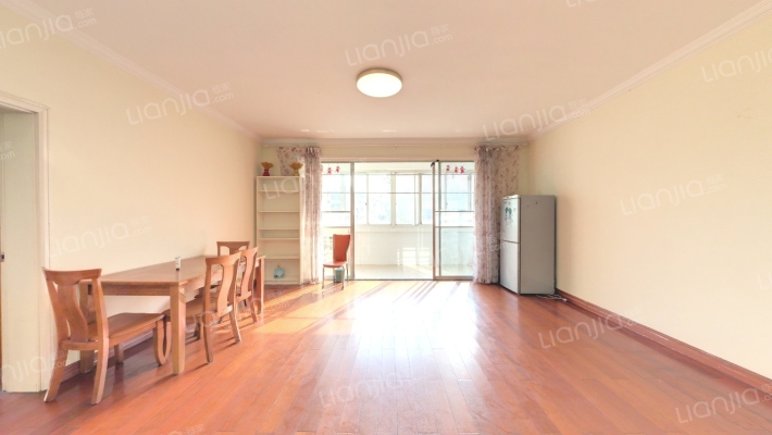 虹御公寓二手房实景图