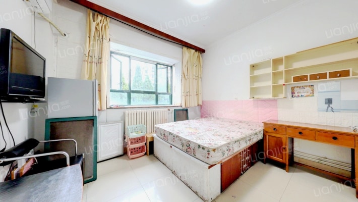 正大国际公寓二手房实景图