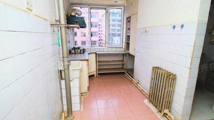 党校小区 步梯三楼46.74平米简装一室一厅 无捆-厨房