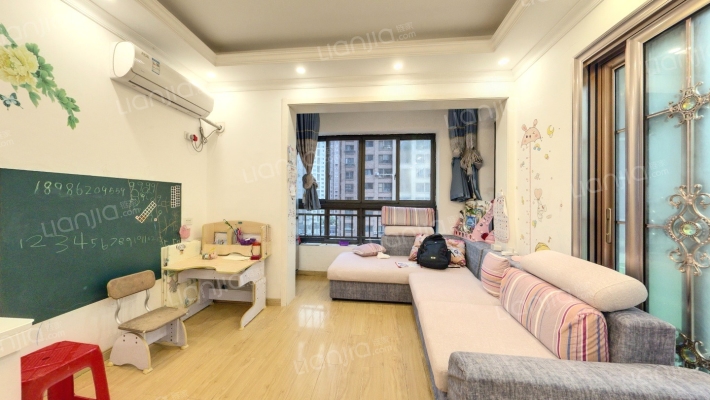 八大家花园38街坊二手房实景图