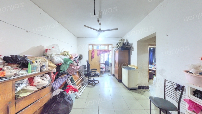 黄金堡普通住宅小区二手房实景图