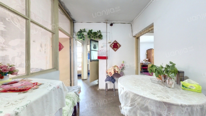 芳草地西街二手房实景图