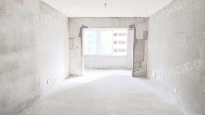 锦绣香江  毛坯大四室  多层电梯洋房  使用面积大-客厅