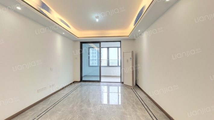 金轮翠雍华庭二手房实景图