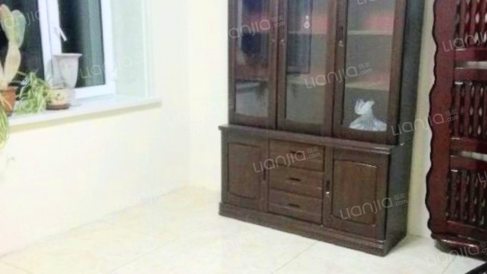 建委家属楼二手房实景图