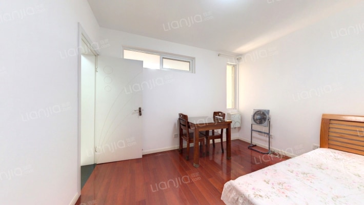 百合果园二手房实景图