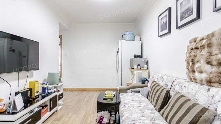 真西驰骋苑二手房实景图