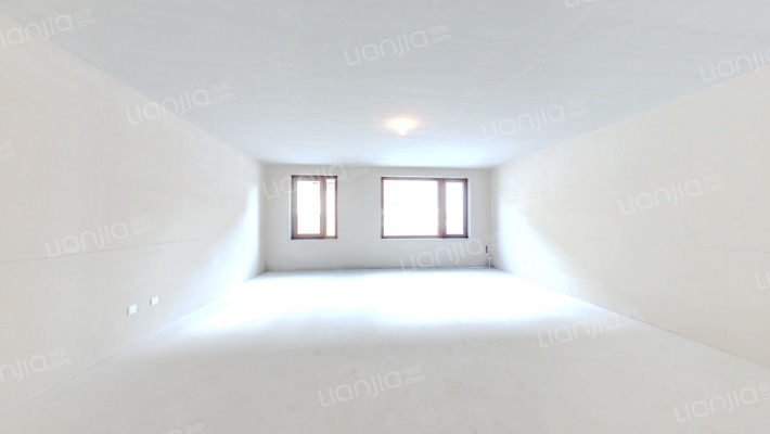 伟峰东域B区二手房实景图