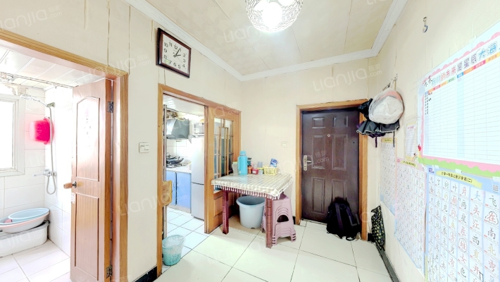 尧建新村二手房实景图