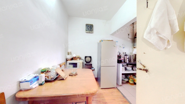 后宰门东村二手房实景图