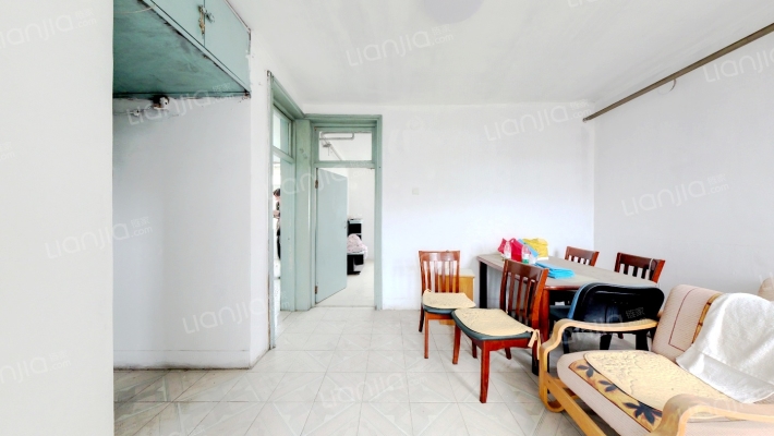 海滨花园小区富夼街二手房实景图