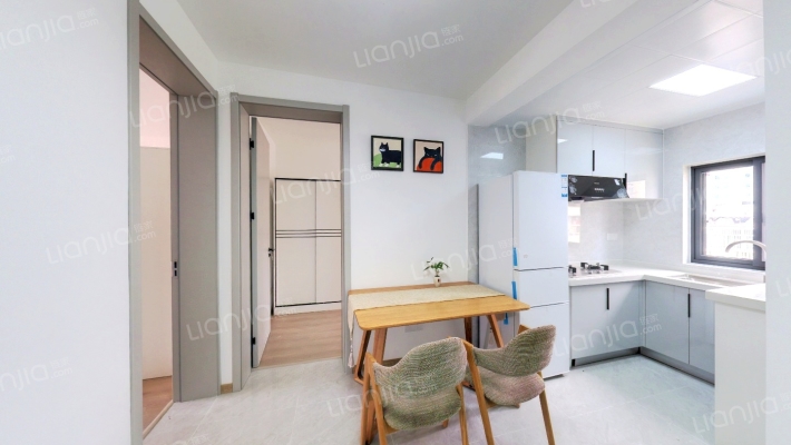 文思新村二手房实景图