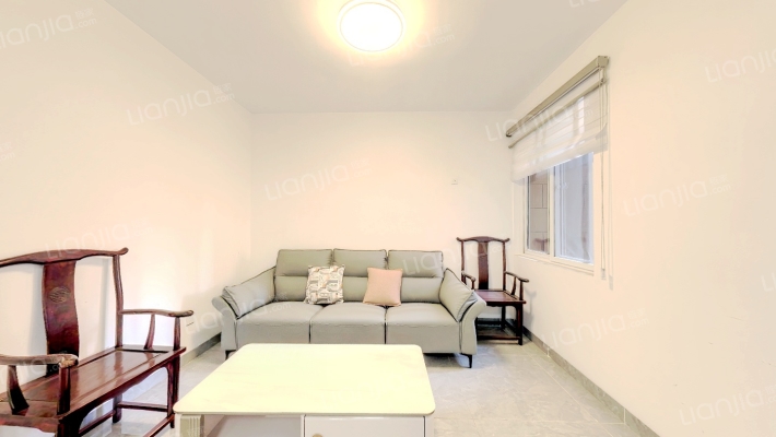 新店花园二手房实景图