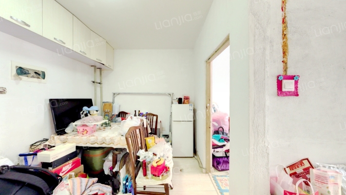 亚明铁路小区二手房实景图