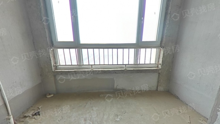 金水湾 70年住宅 电梯中层 户型方正 即买即装-阳台
