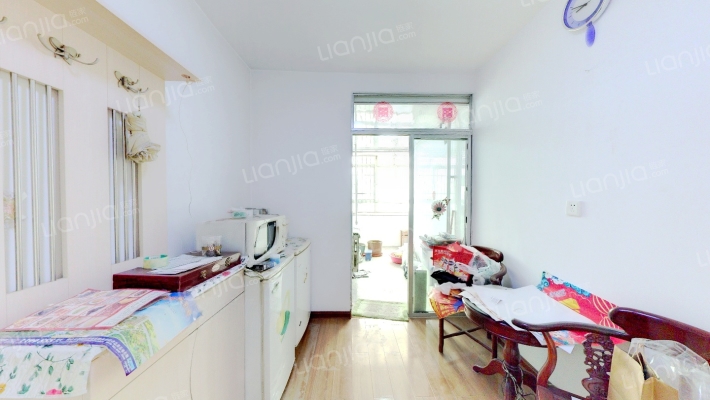 青华街二手房实景图