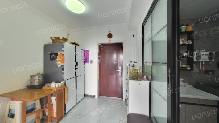 B玫瑰苑地铁名典二手房实景图