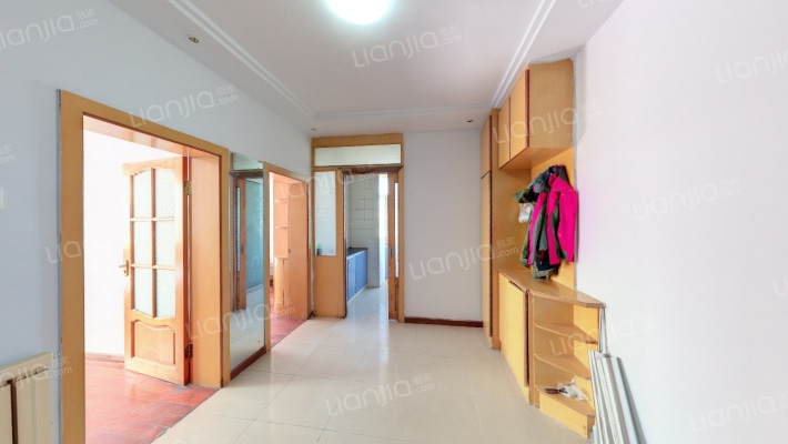 东新小区二手房实景图