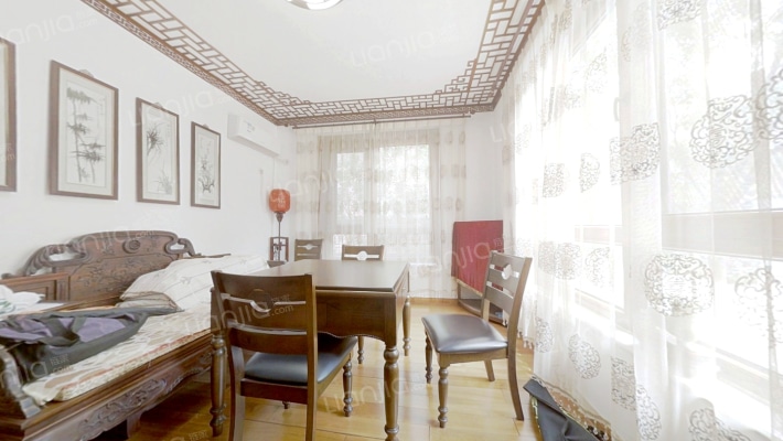 万科水晶城世奇园二手房实景图