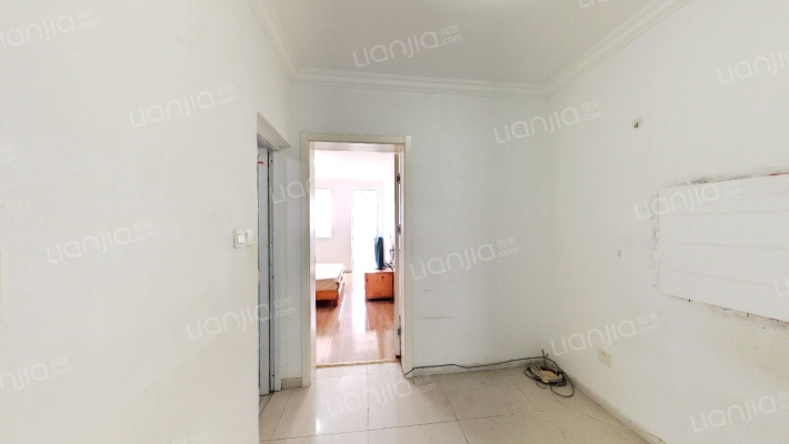 游府新村二手房实景图