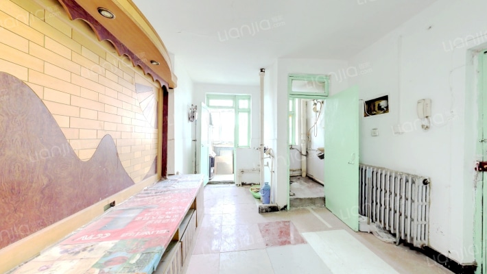 东联里二手房实景图