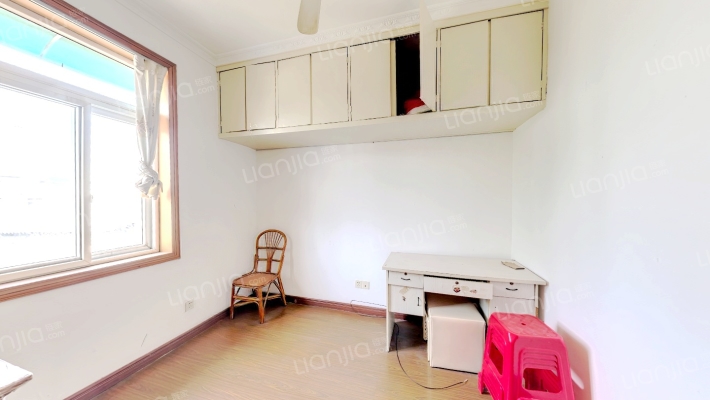 地质实验研究所宿舍二手房实景图