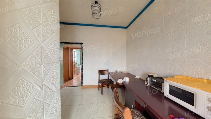 滑翔七小区二手房实景图