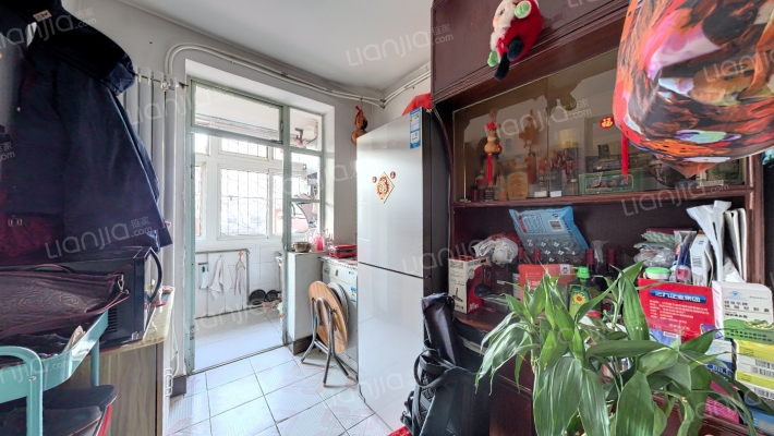 卫安北里二手房实景图