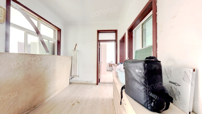 山大南路32号二手房实景图