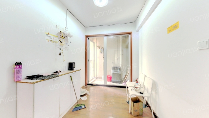 菱角湖万达广场C区二手房实景图