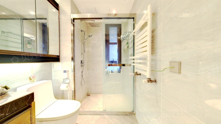 万科海晏门 3室2厅 南 北-卫生间a