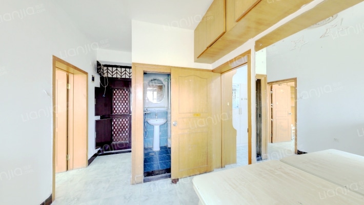 汽南小区二手房实景图