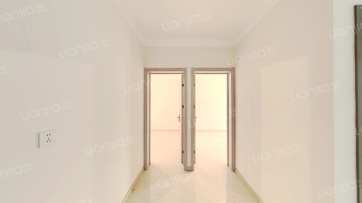 公交公司宿舍(建设北大街)二手房实景图