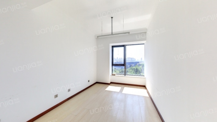 百年港湾B区二手房实景图