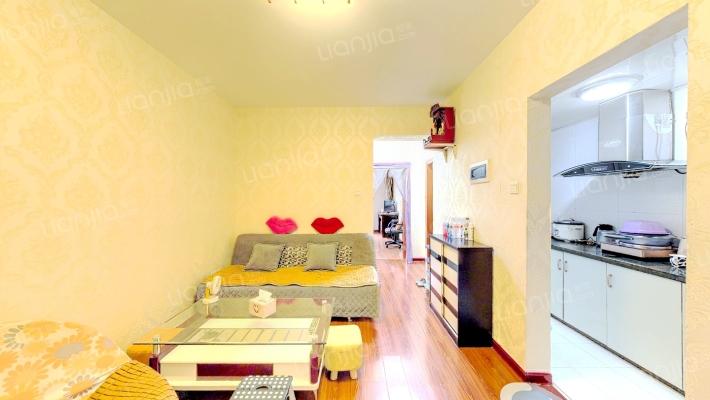 新西洪新村二手房实景图