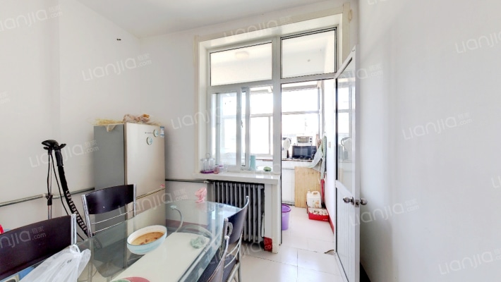 国税局宿舍二手房实景图