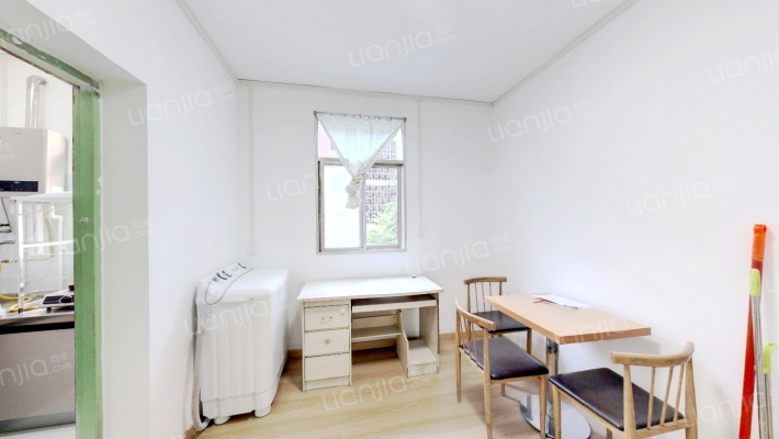 南阳路270号院二手房实景图