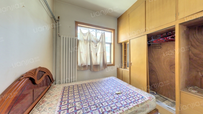 大学北路4号院二手房实景图