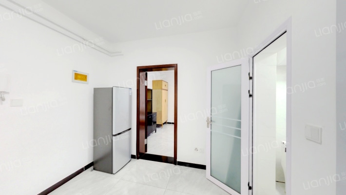 运输公司宿舍二手房实景图