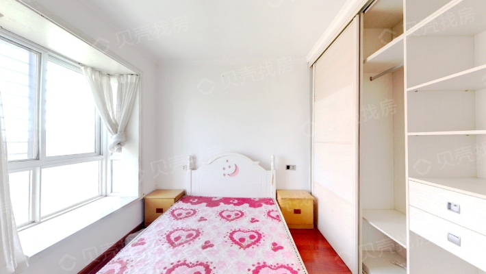 舒适三居室，布局合理，生活惬意，交通便利，繁华地段-卧室A