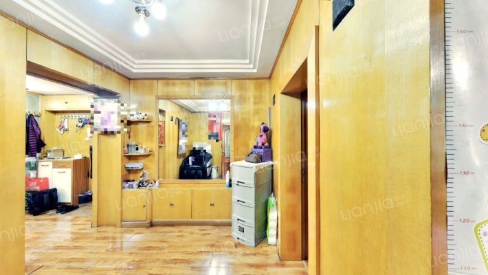 香康街二手房实景图